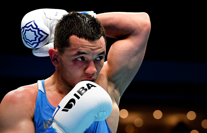 Российский боксер Сосулин завоевал пояс WBA Gold