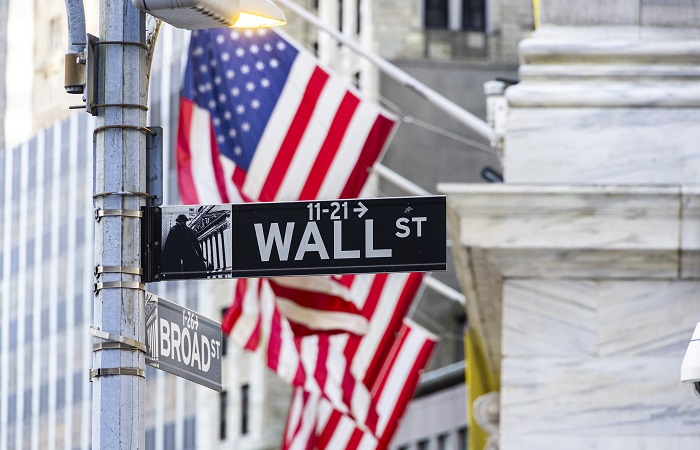Уолл-стрит закрылась в плюсе на статданных и геополитике