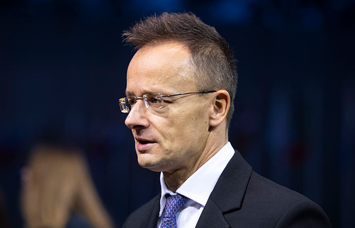 В Венгрии заявили, что обсуждают с Сербией и РФ строительство нефтепровода