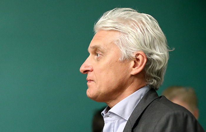 Суд взыскал с Тинькова 40 млн руб. в пользу Дерипаски из-за оскорблений в Сети