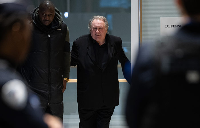 Депардье предстанет перед судом по обвинению в домогательствах