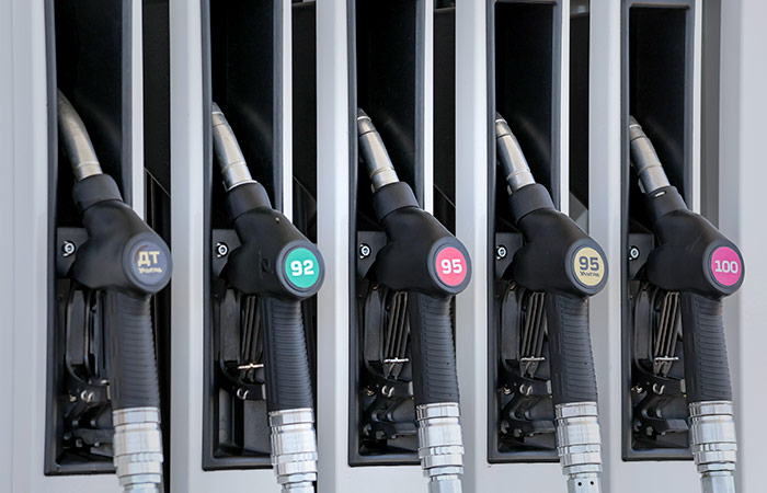 ЦБ сообщил о влиянии на инфляцию повышения тарифов ЖКХ и подорожания бензина