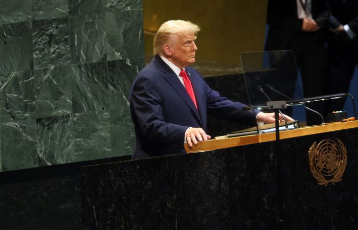 Трамп считает, что странам НАТО следует сбивать военные самолеты РФ в своем пространстве