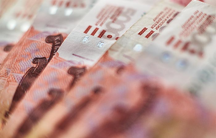 Средства юрлиц в российских банках в августе выросли на значительные 2,4%