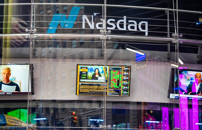 S&P 500 и Nasdaq в понедельник обновили рекорды