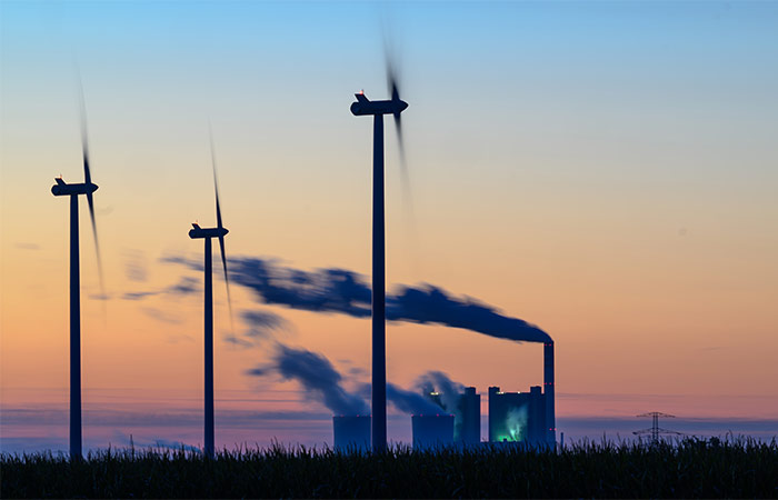 МЭА резко ухудшило прогноз роста ВИЭ-мощностей в США на период до 2030 года