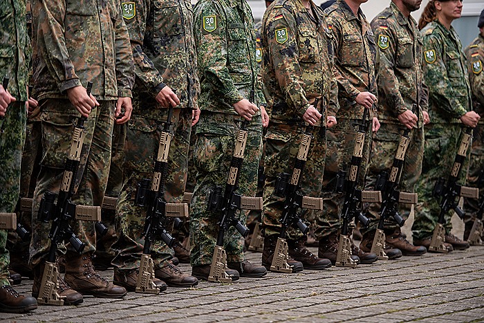 FT сообщила об обсуждении в НАТО более энергичных мер сдерживания России