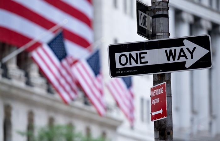 Фондовые индексы США завершили торги снижением