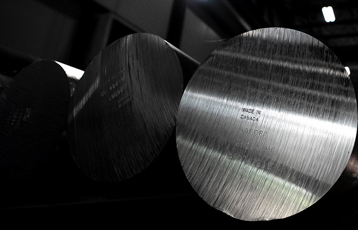 Цены на алюминий превысили $2900 за тонну и обновили максимум почти за 3,5 года