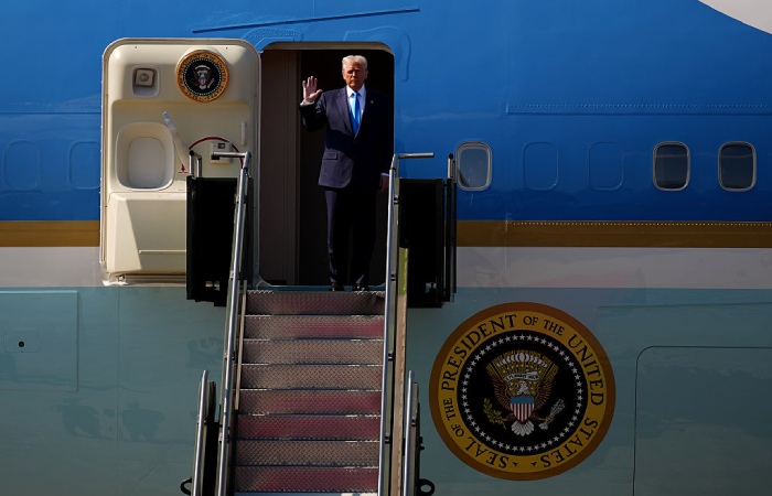 Трамп надеется решить вопрос с китайским фентанилом в США на встрече с Си Цзиньпином