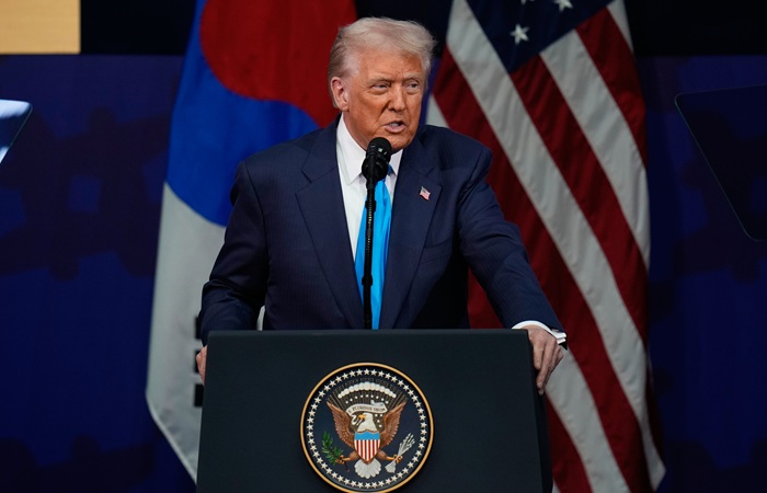 Трамп распорядился начать испытания ядерного оружия Трамп распорядился начать испытания ядерного оружия