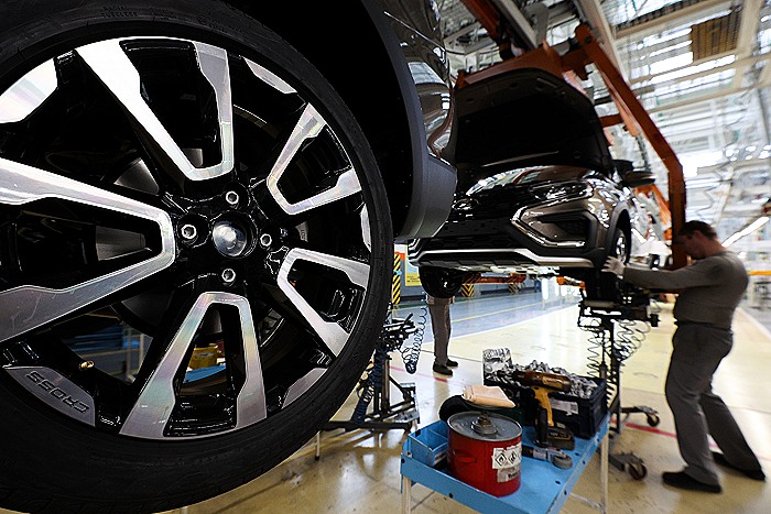 "АвтоВАЗ" не ждет годовой прибыли до 2028 года