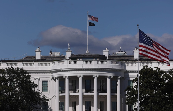 В Белом доме заявили, что не собираются воевать с Венесуэлой