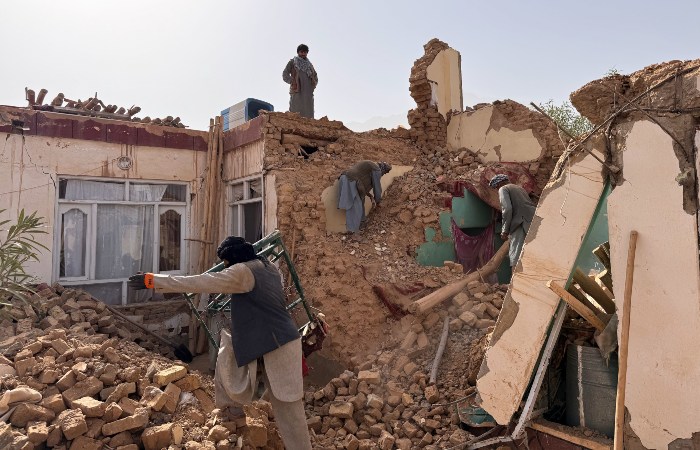 Число погибших из-за землетрясения в Афганистане увеличилось до 27 человек
