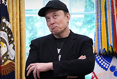 Акционеры Tesla одобрили компенсационный пакет для Маска в $1 трлн