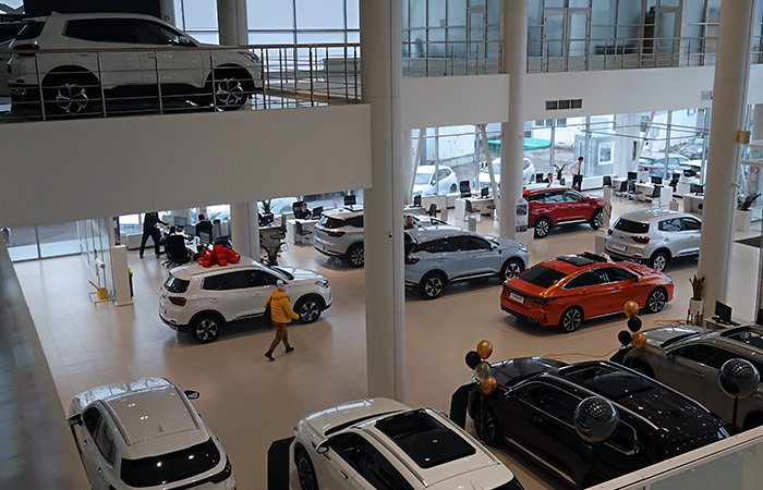 АЕБ допустила рост авторынка в России выше прогноза за счет повышения утильсбора и НДС