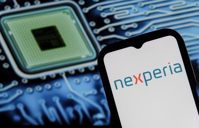 Пекин готов возобновить поставки производимых в Китае чипов нидерландской компании Nexperia Пекин готов возобновить поставки производимых в Китае чипов нидерландской компании Nexperia