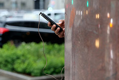 Думе предложили освободить операторов от ответственности при отключении связи из-за угрозы БПЛА