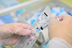 Президент подписал закон об "отработке" для выпускников медвузов и колледжей