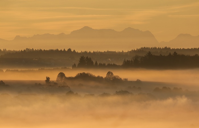 Воздух из Атлантики обусловит очень теплую погоду почти на всей территории России