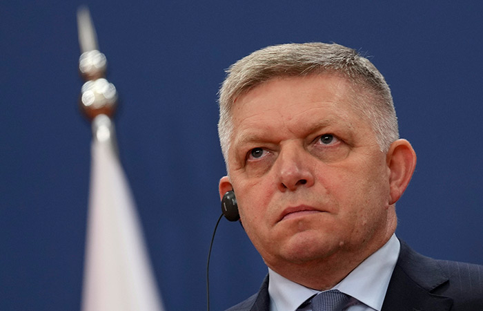 Фицо попросил НАТО усилить ПВО Словакии