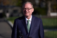 Главным претендентом на пост главы ФРС является экономический советник Белого дома Хассетт