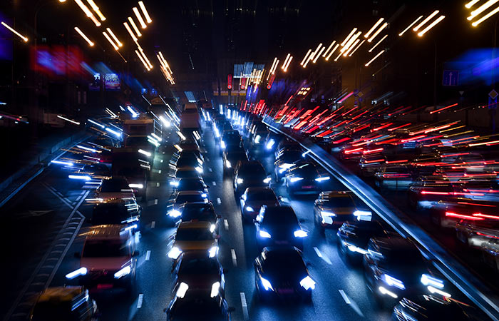 В Москве пробки на дорогах достигли 8 баллов