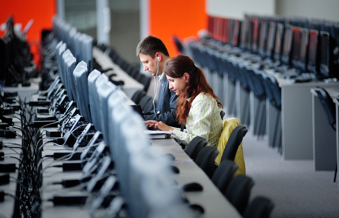 В РФ расширили "белый список" доступных при ограничении интернета сайтов