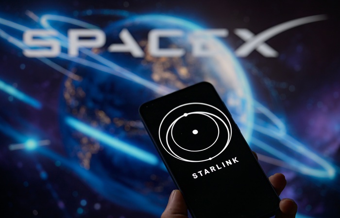 Ракета SpaceX стартовала на орбиту с группой из 28 интернет-спутников Starlink