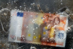 FT сообщила о предложении в ЕС сделать заморозку активов России бессрочной