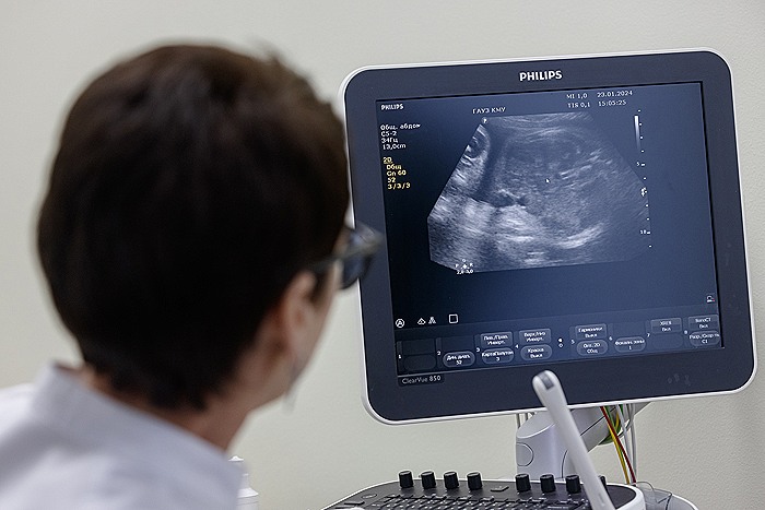 Росздравнадзор заверил, что в РФ достаточно антирезусного иммуноглобулина, необходимого беременным