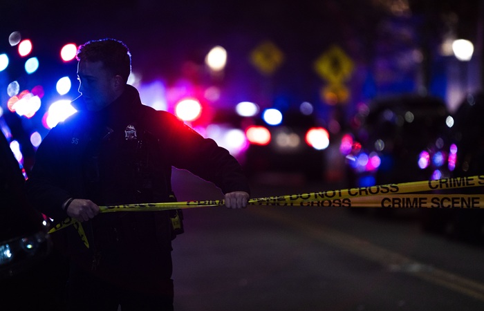 Два человека погибли, восемь ранены в результате стрельбы в Брауновском университете США