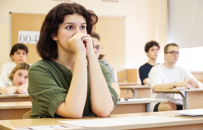 Утверждены минимальные баллы ЕГЭ для поступления в вузы в 2026 году