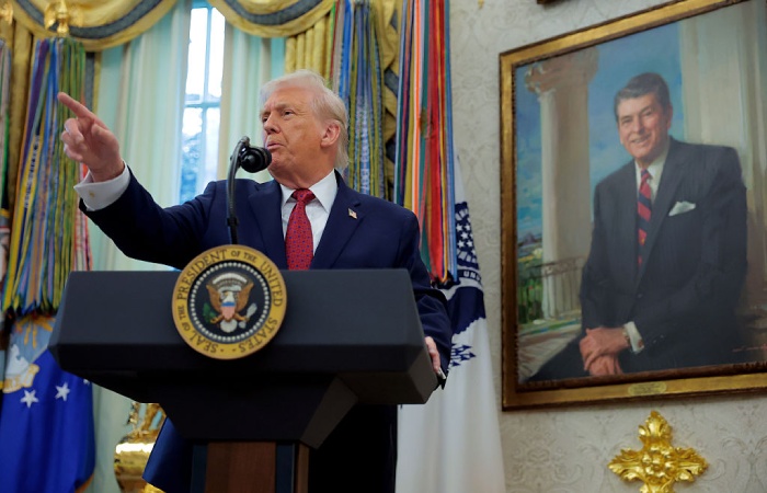 Трамп заявил, что обсудил конфликт на Украине с Зеленским, европейскими лидерами