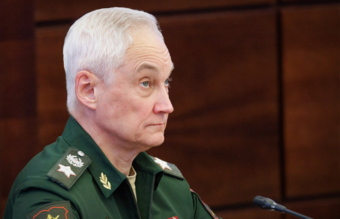 Белоусов считает неизбежным обрушение обороны ВСУ