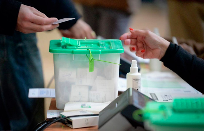 Граждане Грузии смогут голосовать на выборах только на территории республики