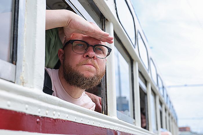 Закон о запрете продажи сигарет и вейпов на остановках транспорта принят Госдумой