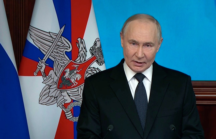 Путин назвал ложью и бредом заявления Запада о большой войне с Россией
