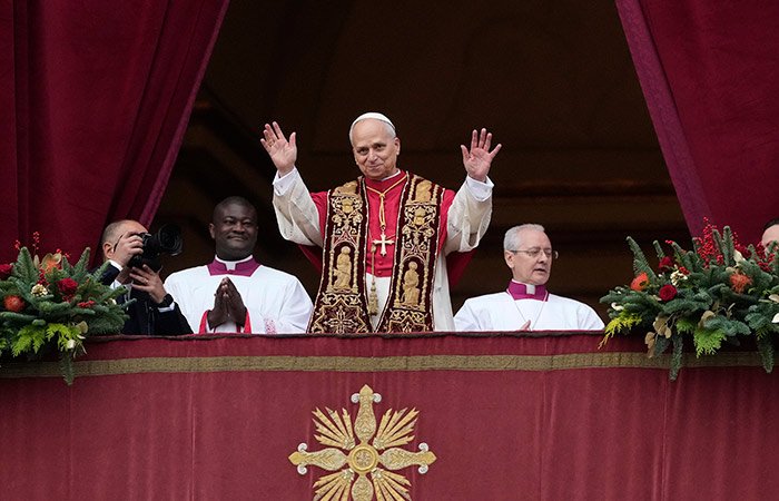 Папа римский в Рождество призвал к решению всех конфликтов в мире