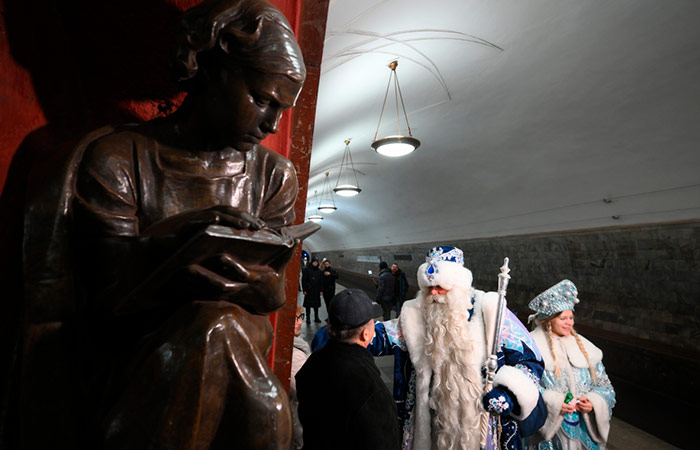 В Москве в новогоднюю ночь будут работать метро и МЦК