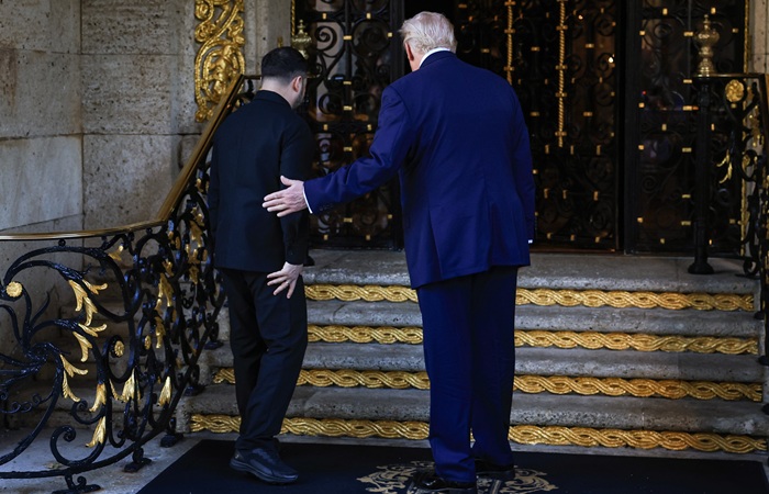 Трамп сообщил, что вопрос о Донбассе еще не решен, но прогресс в переговорах есть