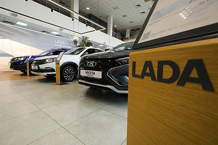 "АвтоВАЗ" с января проиндексирует цены на Lada до 1,9%, в среднем - на 0,5%
