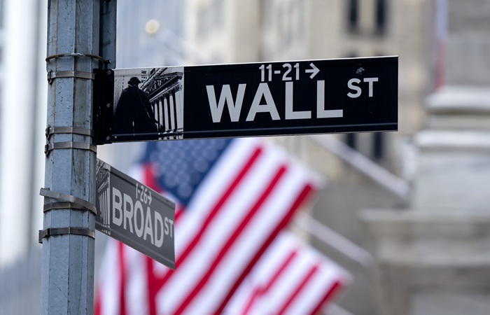 Уолл-стрит закрылась в минусе