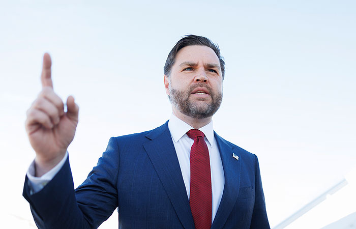 Вэнс заявил, что Трамп не раз предлагал урегулировать ситуацию с Венесуэлой с ясными требованиями