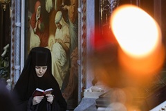 У православных христиан наступил рождественский сочельник