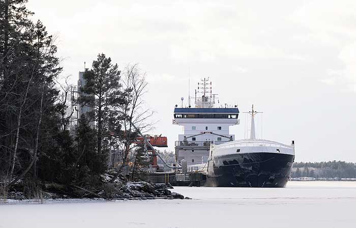 Национальное бюро расследований Финляндии арестовало сухогруз Fitburg