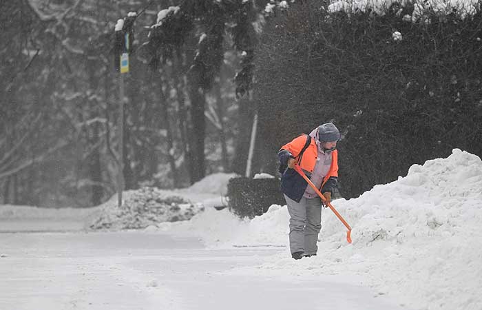 Синоптики спрогнозировали сильный снег и метель в Москве 8 и 9 января