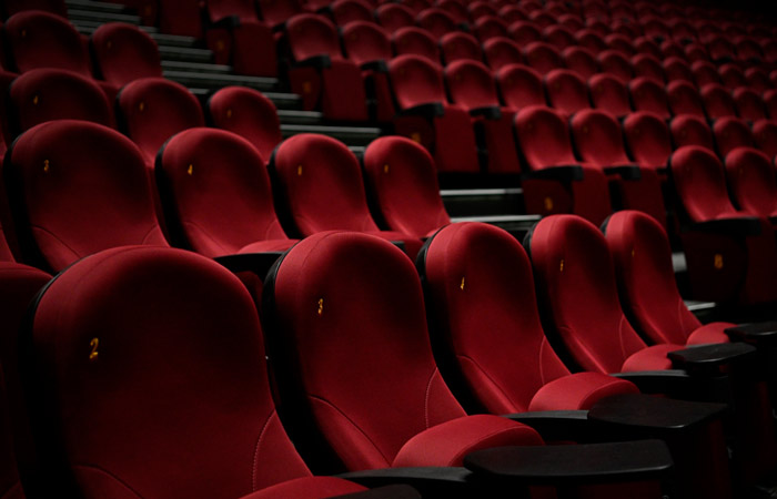 Сборы кинотеатров в РФ за новогодние каникулы составили более 10,4 млрд рублей