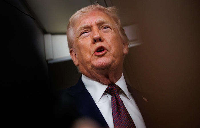 Трамп ввел пошлины в 25% для стран, сотрудничающих с Ираном