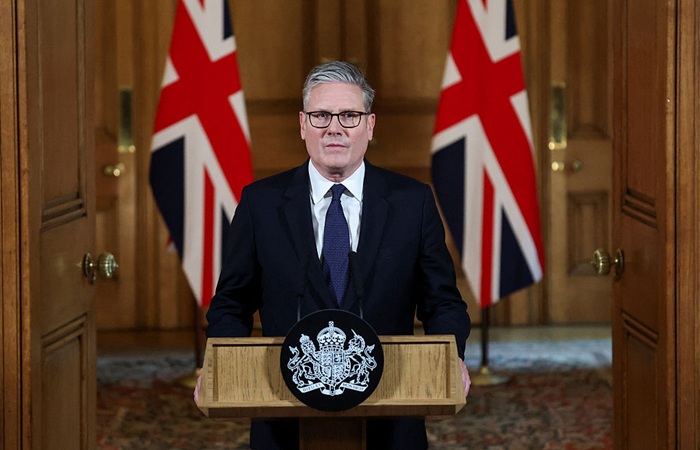 Британский премьер считает ошибкой анонсированные Трампом пошлины против Европы